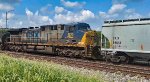 CSX 519 is the mid train DPU.